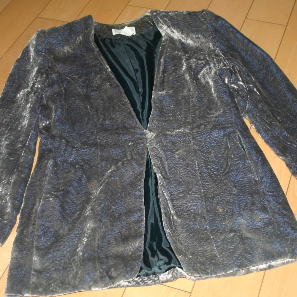 SAKS FITH AVENUE FOLIO COLLECTION Velvet Grey Patterned Lined Blazer Size 10